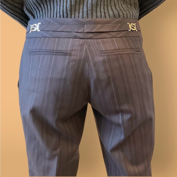 GUCCI Women’s Classic Tailored Brown PinStrip 2 PC Pant Suit 40 / 4, Small - Picture 4 of 16
